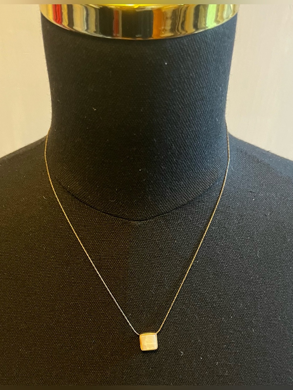 Madewell Gold Tone Chain Necklace With Mother Of Pearl Pendant